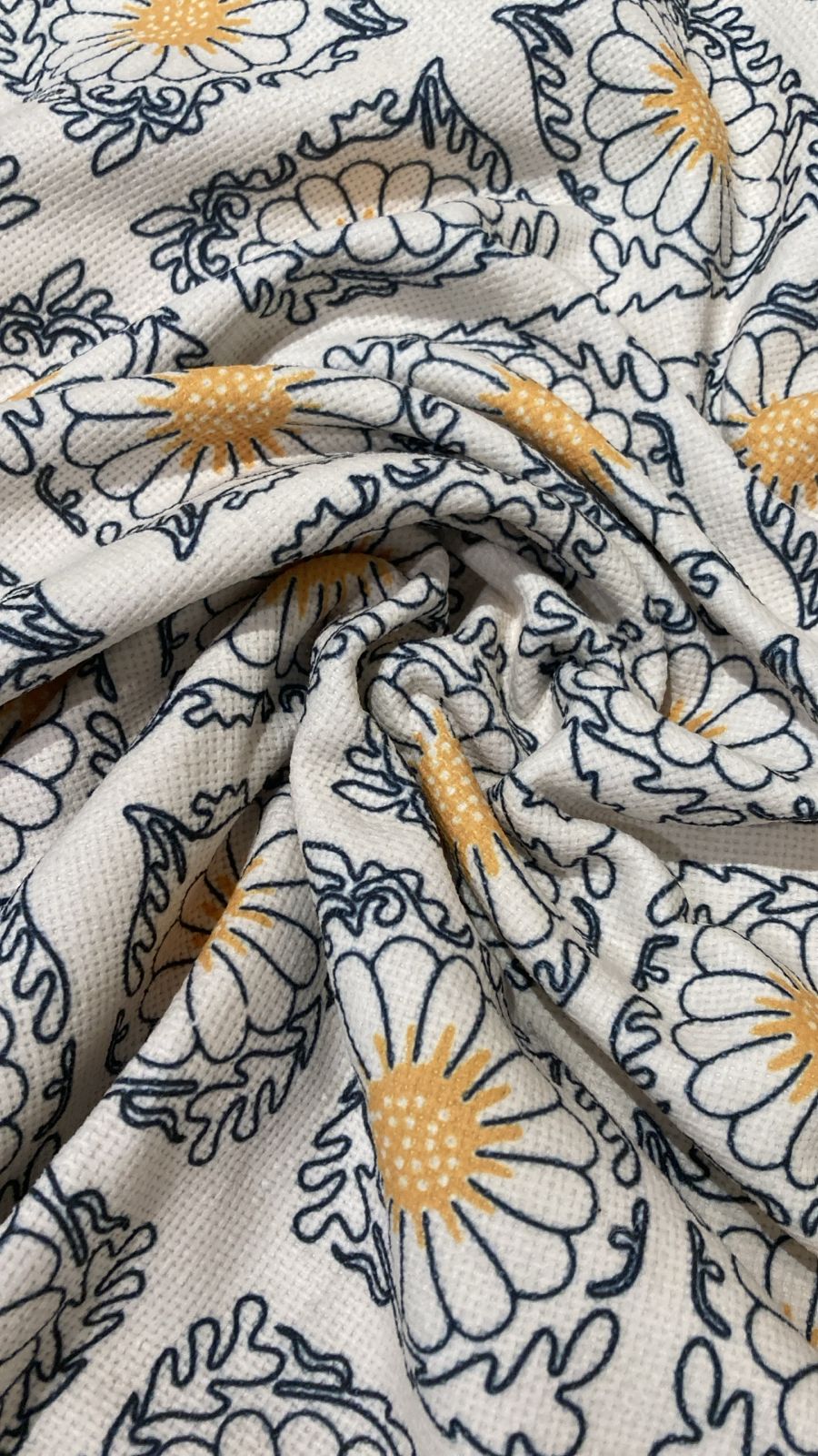 Pure Flower Black & White