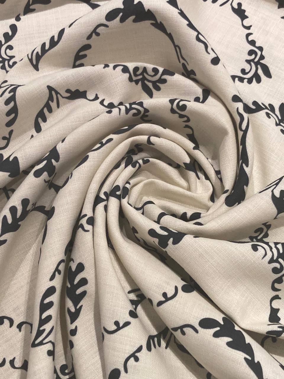 Leaves Black & White