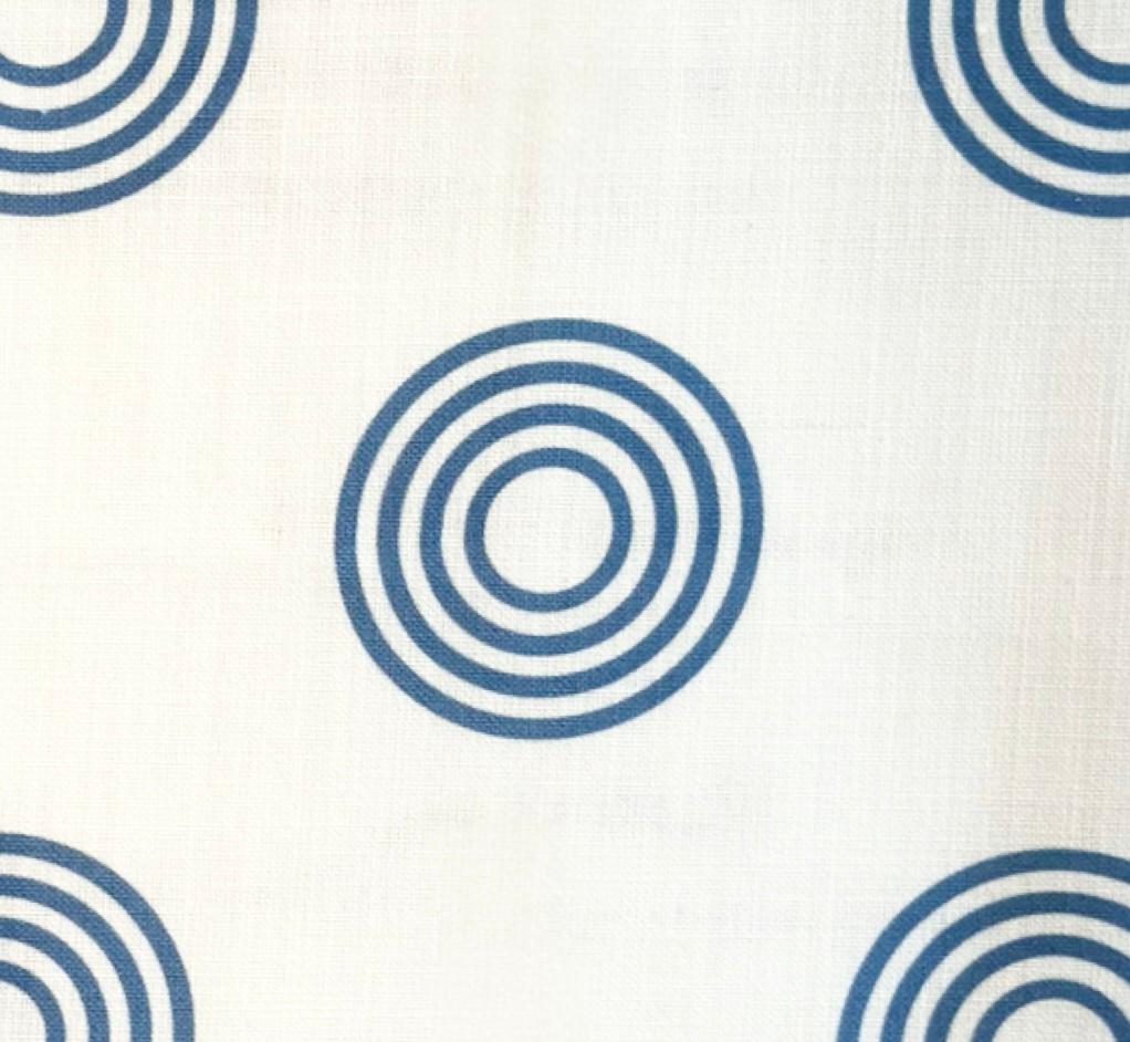 Circulos Monochrome Blue