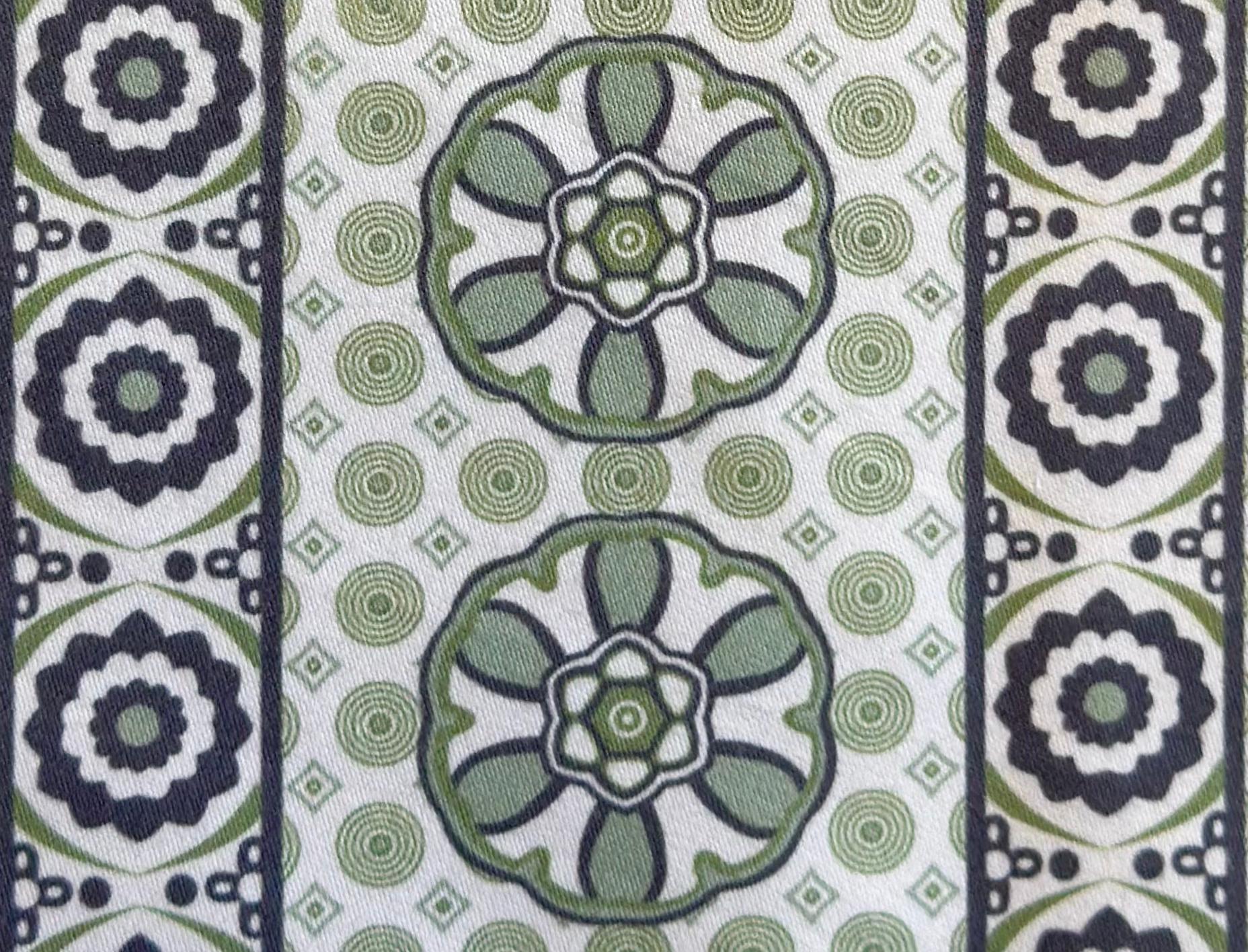 Flores Monochrome Green